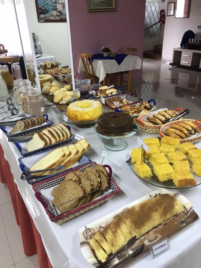 Pousada Doce Vida Campos do Jordão Екстериор снимка