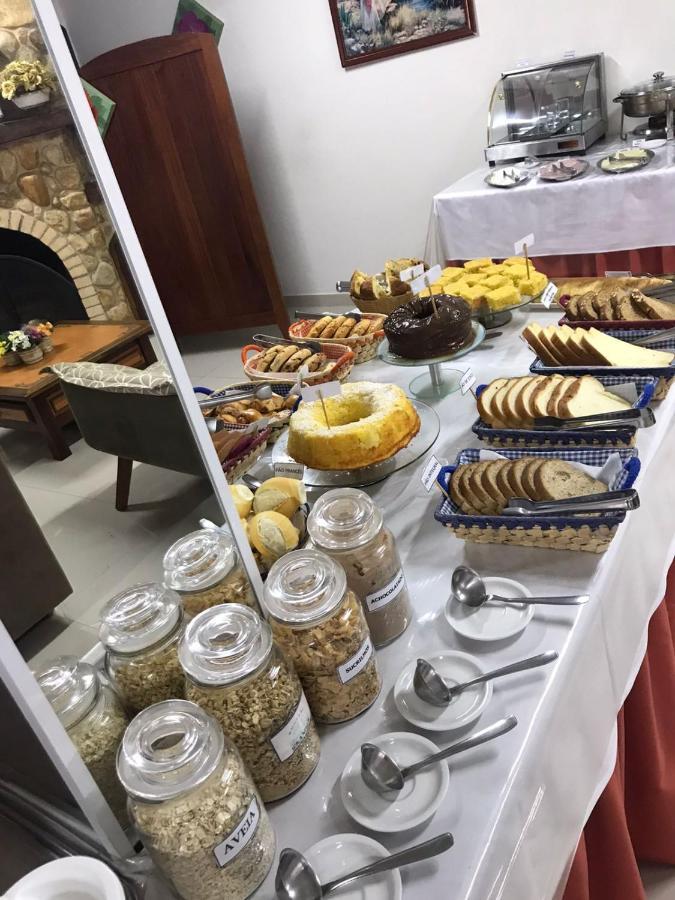 Pousada Doce Vida Campos do Jordão Екстериор снимка