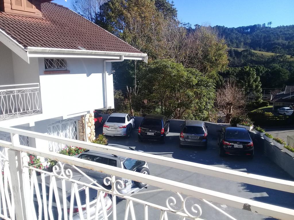 Pousada Doce Vida Campos do Jordão Екстериор снимка